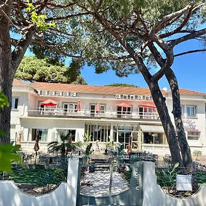 Le Ceinturon Hotel